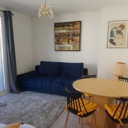Logement Entier - Appartement T4 Hypercentre Dans Une Rue Calme - Stationnement Gratuit Tarbes Buitenkant foto