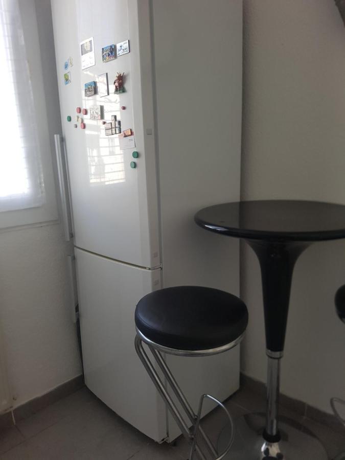 Logement Entier - Appartement T4 Hypercentre Dans Une Rue Calme - Stationnement Gratuit Tarbes Buitenkant foto