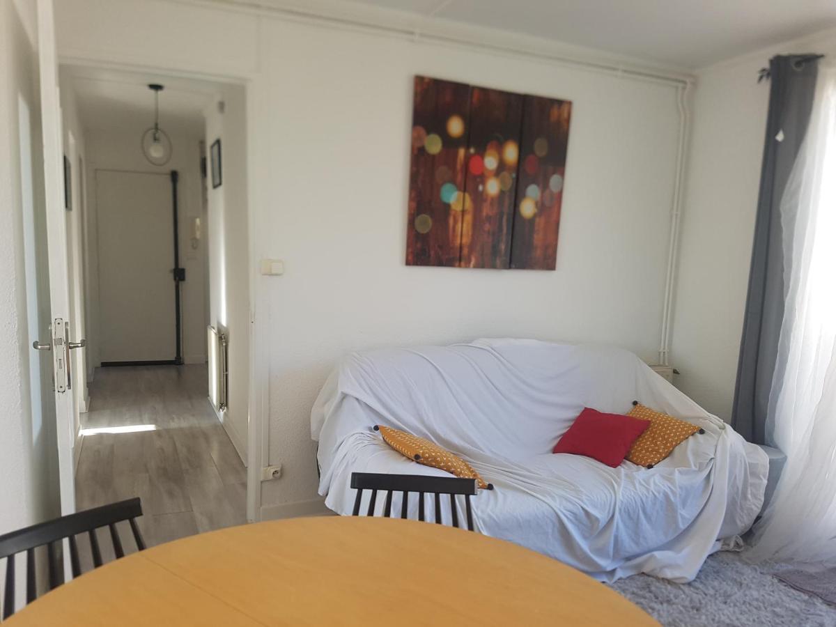 Logement Entier - Appartement T4 Hypercentre Dans Une Rue Calme - Stationnement Gratuit Tarbes Buitenkant foto