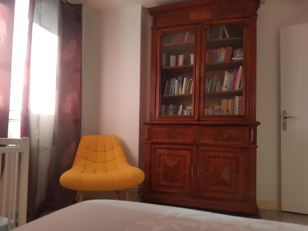 Logement Entier - Appartement T4 Hypercentre Dans Une Rue Calme - Stationnement Gratuit Tarbes Buitenkant foto