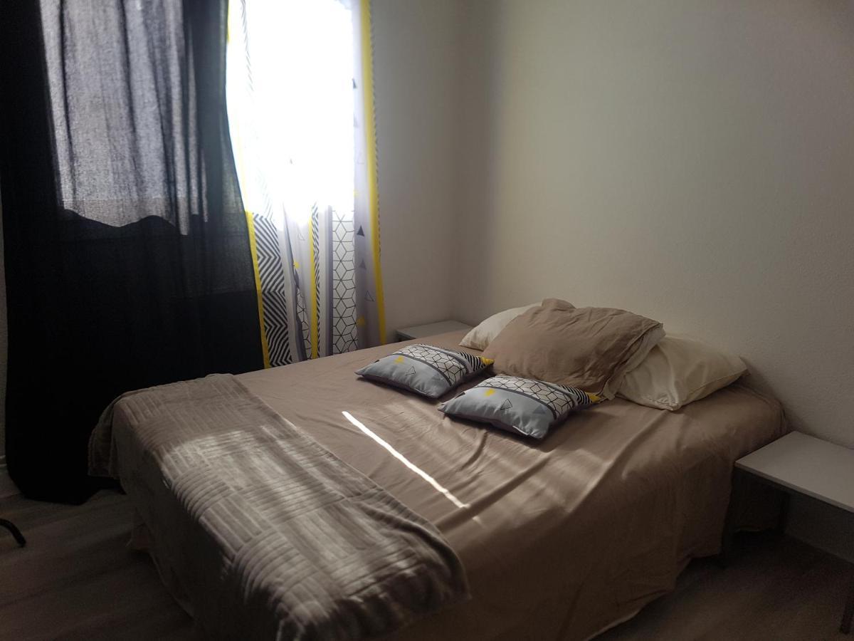 Logement Entier - Appartement T4 Hypercentre Dans Une Rue Calme - Stationnement Gratuit Tarbes Buitenkant foto