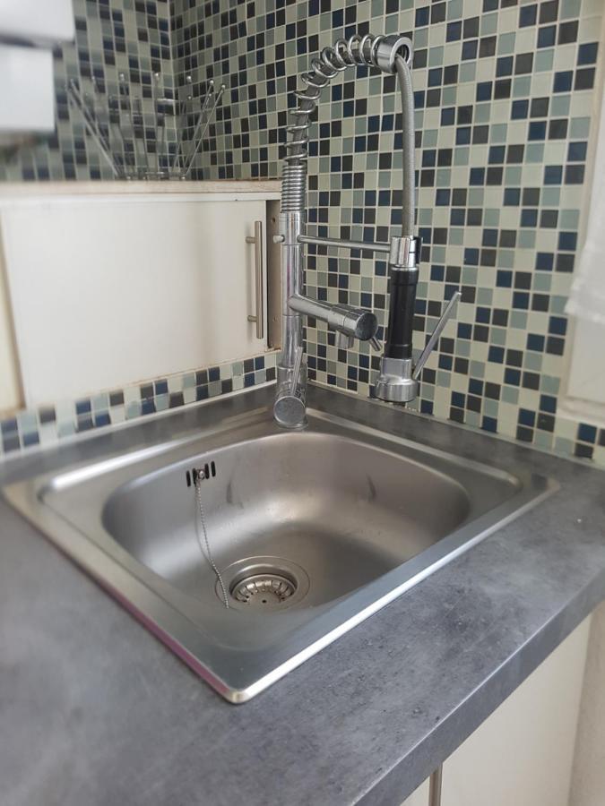 Logement Entier - Appartement T4 Hypercentre Dans Une Rue Calme - Stationnement Gratuit Tarbes Buitenkant foto
