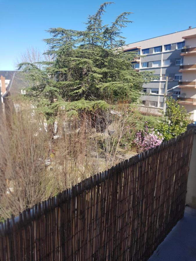 Logement Entier - Appartement T4 Hypercentre Dans Une Rue Calme - Stationnement Gratuit Tarbes Buitenkant foto